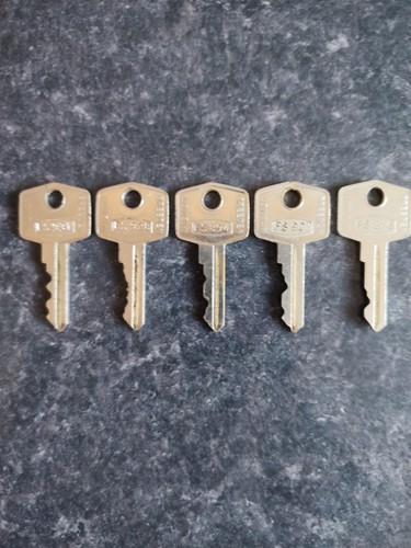 Classic and vintage car keys - and,