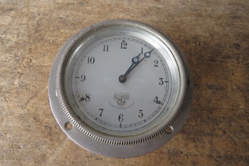 Smiths vintage car dash - dash, clock