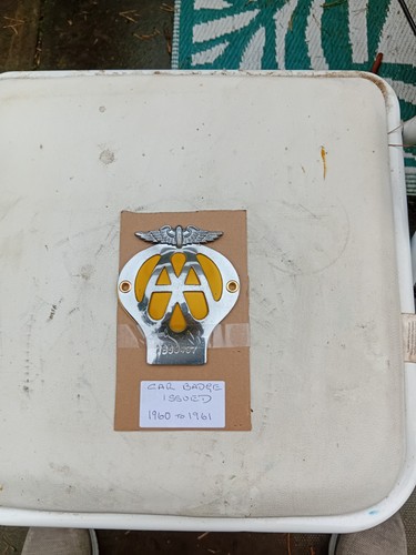 Vintage car badge a dome - ,