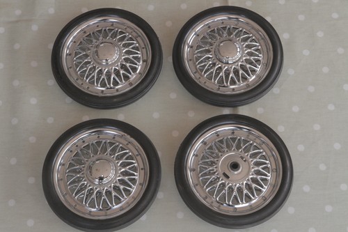 Four vintage wheels - , a