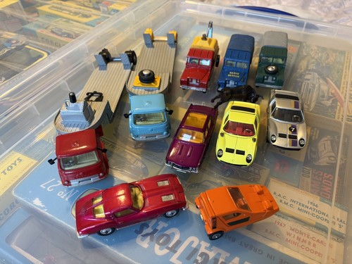 Corgi vintage vehicle lot - corgi,